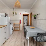 Cozy House Bbq & Terrace - Mada House's Holiday home