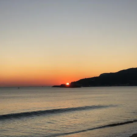 Cozy House Bbq & Terrace - Mada House's Σεσίμπρα