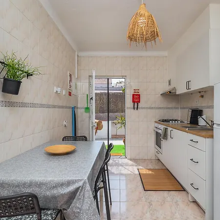 Cozy House Bbq & Terrace - Mada House's *