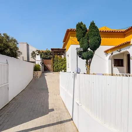 Cozy House Bbq & Terrace - Mada House's * Sesimbra