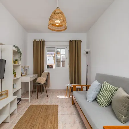 Mada House's * Sesimbra