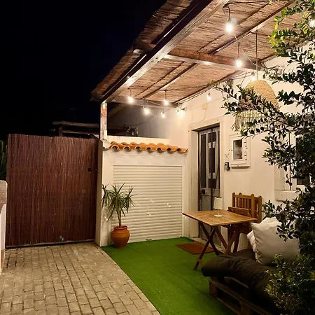 Cozy House Bbq & Terrace - Mada House's Σεσίμπρα